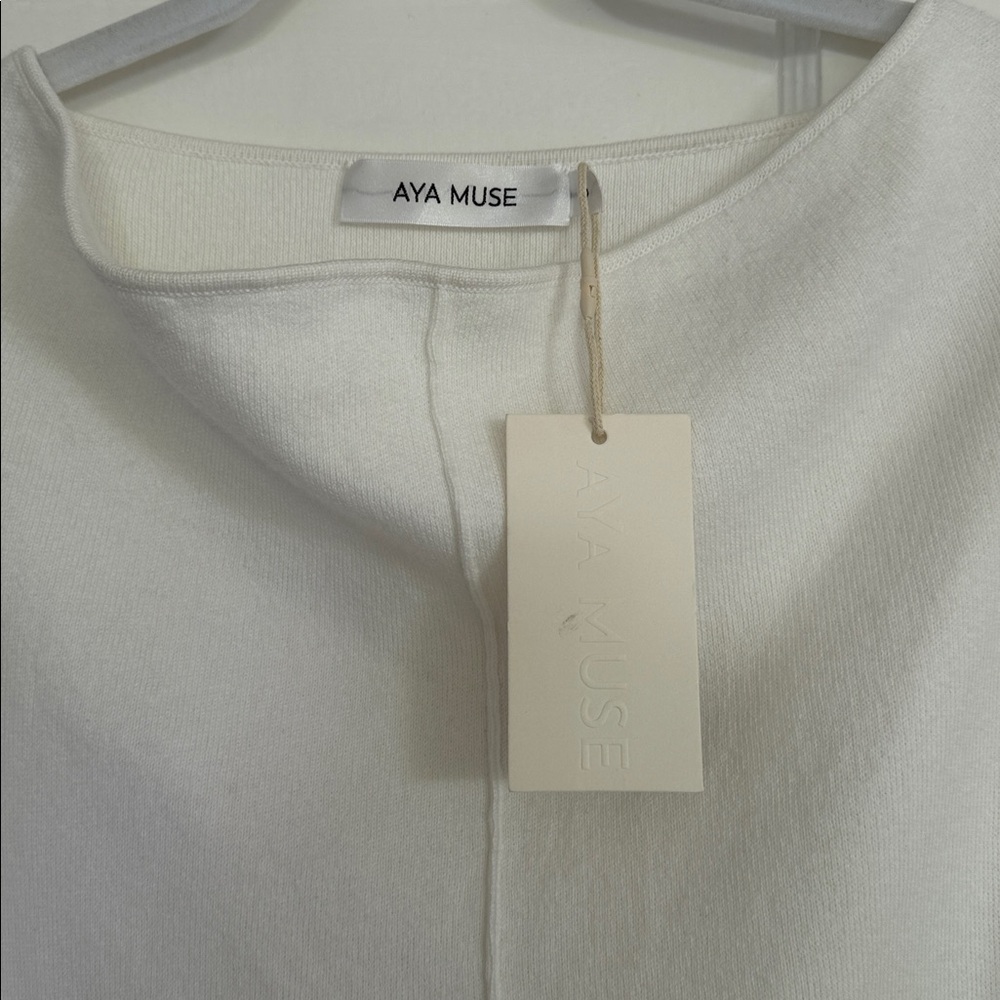 Aya Muse Cream Long Sleeve - Never worn/ 436$ - Picture 4 of 8
